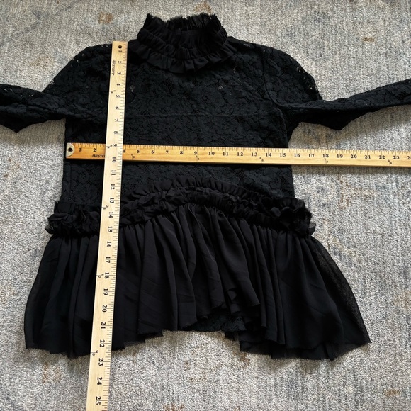 TUCKERNUCK MYLA Elegant Black Lace Women's Top Size XXS Chic Modern Feminine - Picture 8 of 9